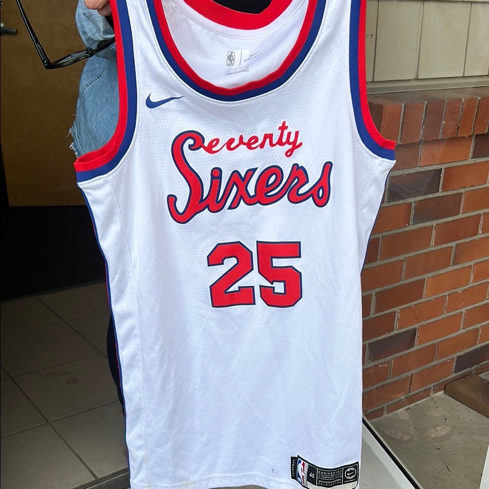 Nike White and Red Seventy Sixers Game Jersey